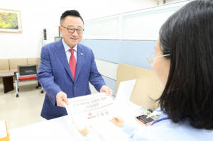 삼전 사장 출신 與<b>고동진</b>, '<b>반도체 특별법</b>' 발의