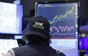 AI 열풍 저편에서 안정적 수익 올리는 '다우의 개들'