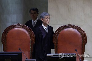 민주, '<b>대통령</b> 당선 시 <b>재판중지법</b>' 발의…오늘 법사위 상정