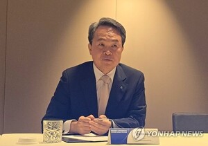 어피너티 떠난 신한지주...주가 상방 확 열었다 - 뉴스 썸네일 이미지