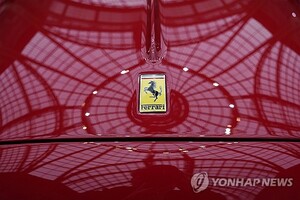 페라리, 예상 밑돈 가이던스에 주가 16% 급락