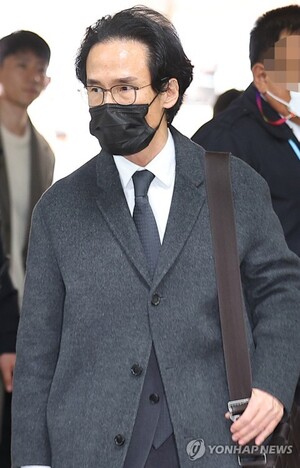 한국타이어 조현범, 2심서 '대여 담보' 공방...연말 선고될 듯 - 뉴스 썸네일 이미지