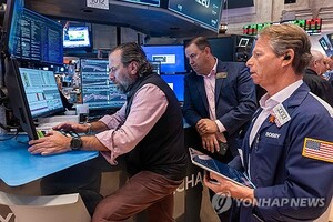 뉴욕증시, 美 노동시장 우려에 하락 출발