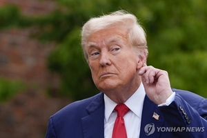 백악관 서명 시간 관련 이미지