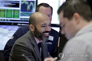 뉴욕증시, 반도체주 강세에 상승 출발