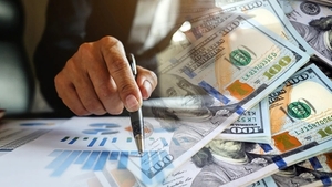 인베스코 "변동금리채권·신흥국 채권에 대박기회...美국채 축소" - 뉴스 썸네일 이미지