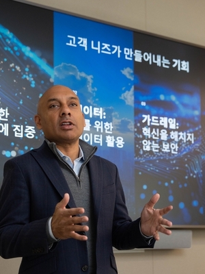 AWS 부사장 "올해 에이전틱 AI 원년…고객 생산성 최대 85%↑"