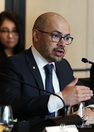 이재용 삼성전자 회장, '칩·AI폰 파트너' 구글 딥마인드 CEO와 회동