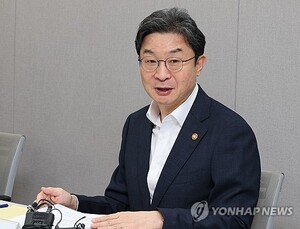 이억원 "리스크 감수해 규제 혁신…AI·데이터 집중 지원"