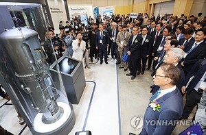 [SMR 패권경쟁①] AI가 쏘아 올린 전력 전쟁…SMR 경쟁 레이스