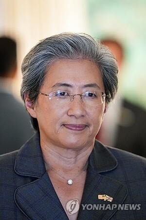 AMD 리사 수 "실적 전망 상향 조정, CPU 수요 급증 때문"