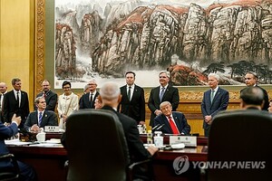 크레이머 "美 기술 의존토록 엔비디아 AI칩 中 판매 허용해야"