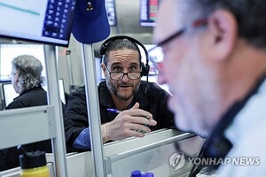뉴욕증시, 변동성 끝 '종전 낙관론'…이틀째 동반 상승·다우 사상 최고