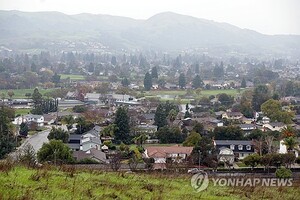 [월가 톡톡] 오픈AI·앤트로픽 주식으로 집값 받는다