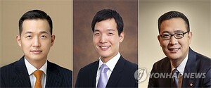 두산 박정원은 받고 아모레 서경배는 지웠다...RSU의 두 얼굴 - 뉴스 썸네일 이미지
