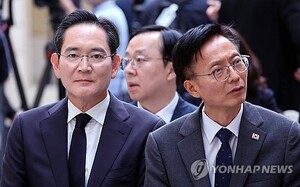 삼성전자, 미스트랄AI와 반도체 특화 AI 개발…지분 투자도