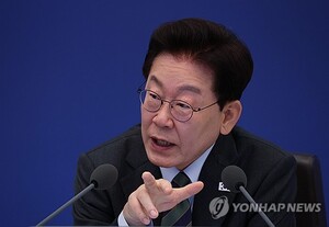 AI 인용해 중수청장 국무회의 배석 논란 반박한 李대통령…"배석 불가는 억지"